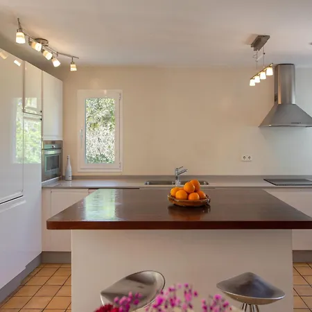 New! Salada Sea Views *